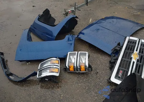 2015 Chevrolet Silverado 1500 1Lt/2Lt из США, поврежденный, VIN 1GCVKREHXFZ412143